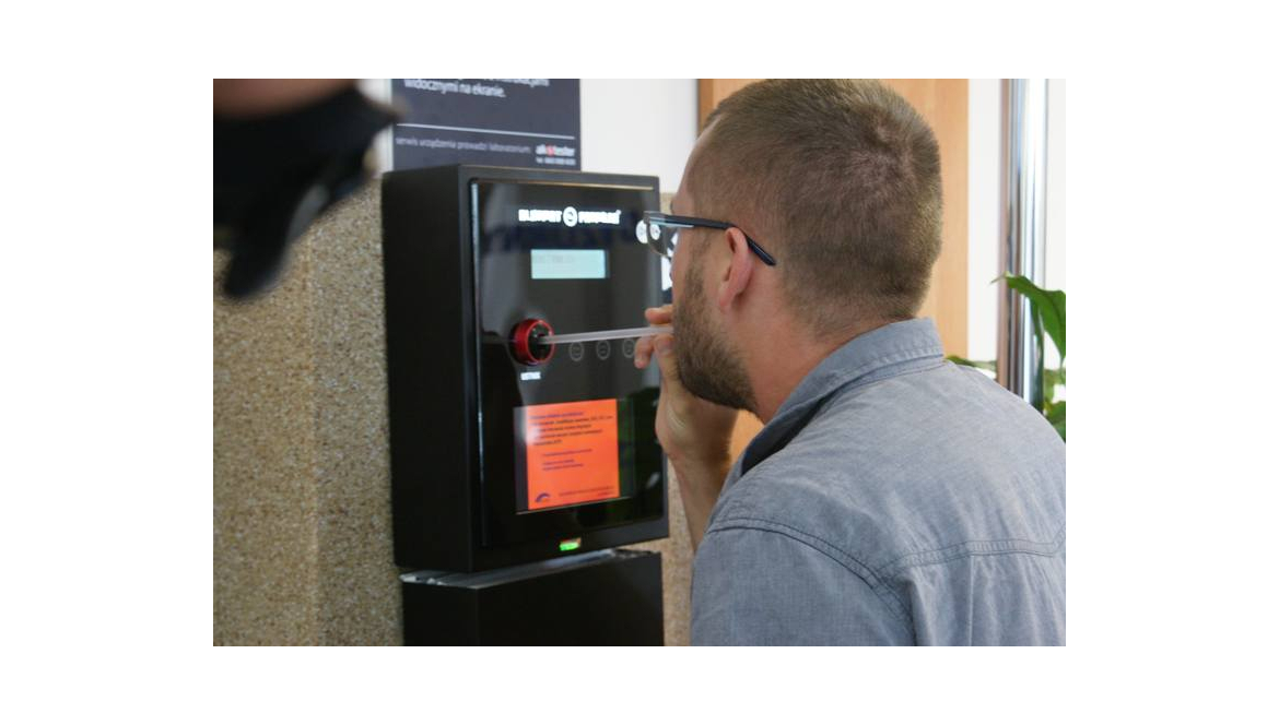 Nowy alkomat AL 4000 w Suwałkach