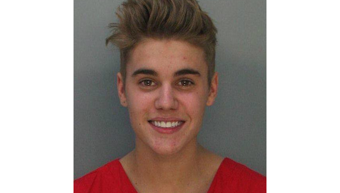 Justin  Bieber przed randką dmucha w… alkomat